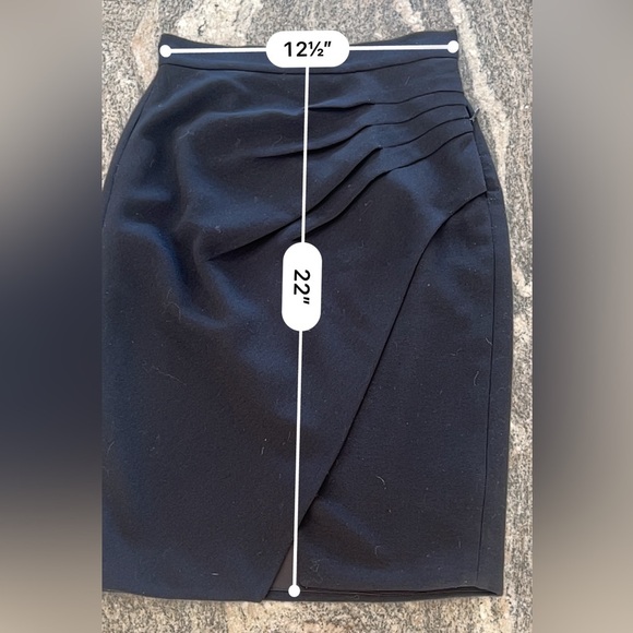 L'Agence pleated pencil skirt - Picture 8 of 8